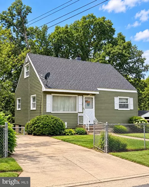 Exterior - 181 Lambert Dr, Manassas Park, VA 20111 photo 2 of 5
