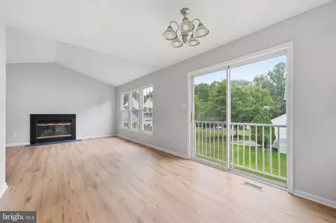Living - 9260 Matthew Dr, Manassas Park, VA 20111 photo 5 of 5