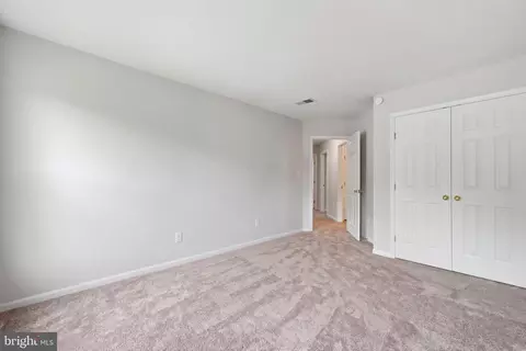Bedroom - 9260 Matthew Dr, Manassas Park, VA 20111 photo 2 of 2