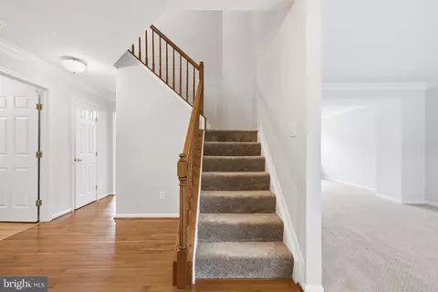 Entry Way - 9260 Matthew Dr, Manassas Park, VA 20111 photo 4 of 5
