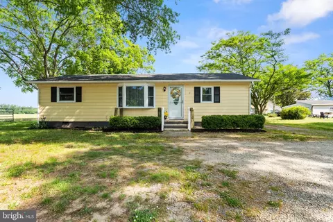 15267 General Puller Hwy, Hardyville, VA 23070