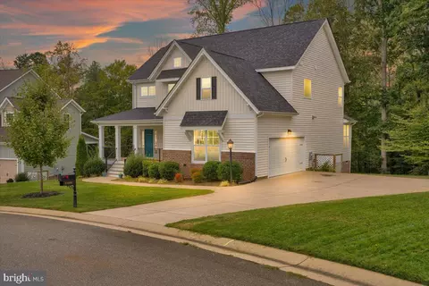 7490 Winding Jasmine Rd, Quinton, VA 23141