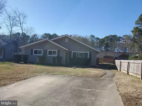 13035 Green Grove Ln, Newport News, VA 23608
