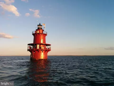 Middle Ground Lighthouse, Newport News, VA 23607