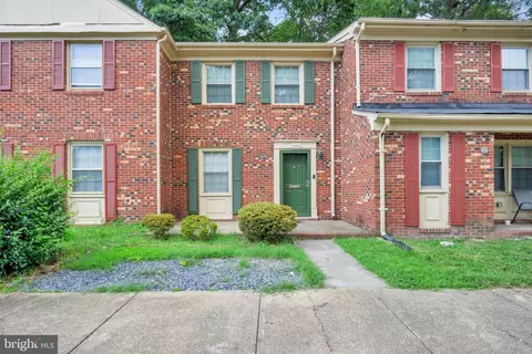 14553 Old Courthouse Way #B, Newport News, VA 23608
