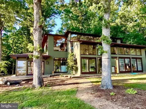 598 Doctors Point Rd, Lottsburg, VA 22511