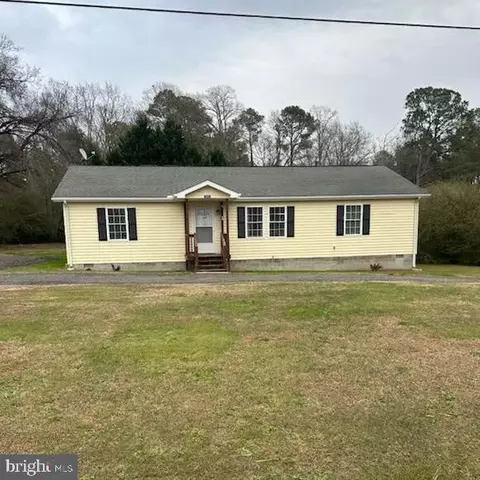 464 Harryhogan Rd, Callao, VA 22435