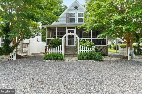 55 Jacobs Dr, Reedville, VA 22539