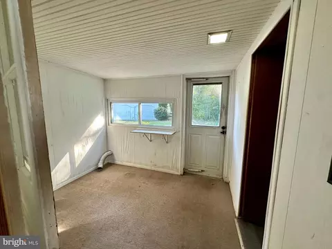 1968 Fruit Plain Rd, Callao, VA 22435 photo 17