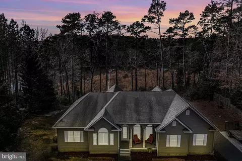 128 Heron Ct, Heathsville, VA 22473