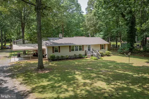 147 Edge Hill Ln, Heathsville, VA 22473