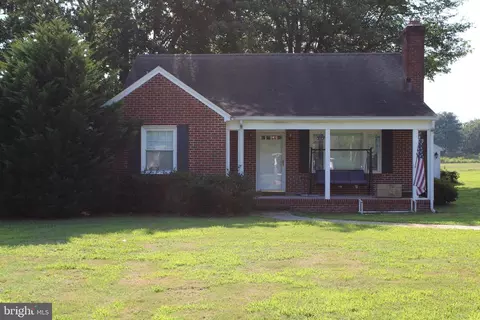 596 Jessie Dupont Memorial Hwy, Burgess, VA 22432