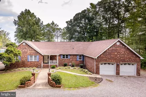 772 Wittstat Ln, Heathsville, VA 22473
