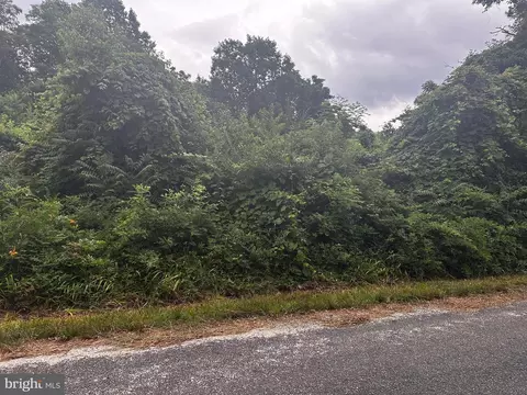 721 Lewis Ln, Heathsville, VA 22473