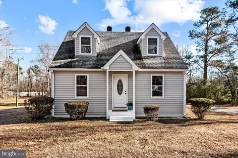 11237 Jessie Dupont Memorial Hwy, Kilmarnock, VA 22482