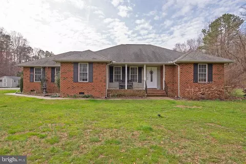 203 Blundons Rd, Heathsville, VA 22473
