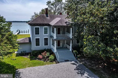118 Harvey Ln, Heathsville, VA 22473
