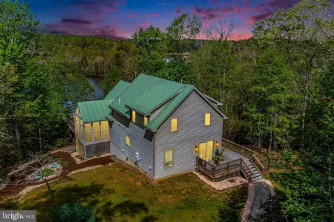 76 Pintail Ct, Heathsville, VA 22473