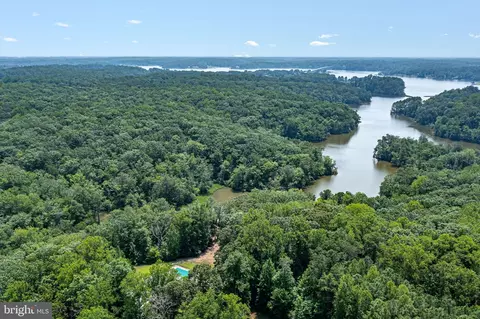 View/Area - 711 Lampkintown Rd, Burgess, VA 22432 photo 2 of 13