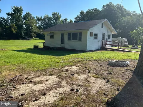 688 Bogey Neck Rd, Heathsville, VA 22473