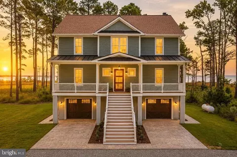 107 Galway Dr, Kilmarnock, VA 22482