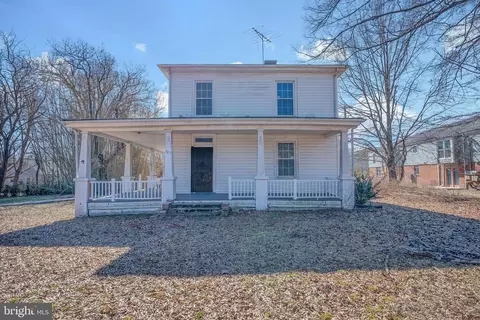 507 Nottoway Ave, Blackstone, VA 23824 photo 3
