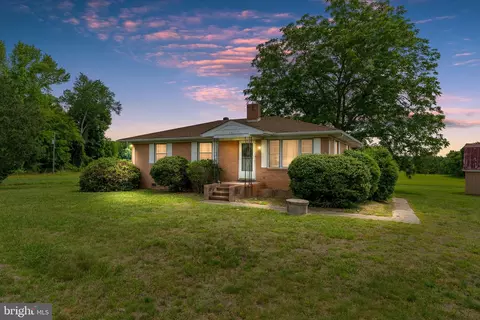 1440 Holly Farm Rd, Burkeville, VA 23922
