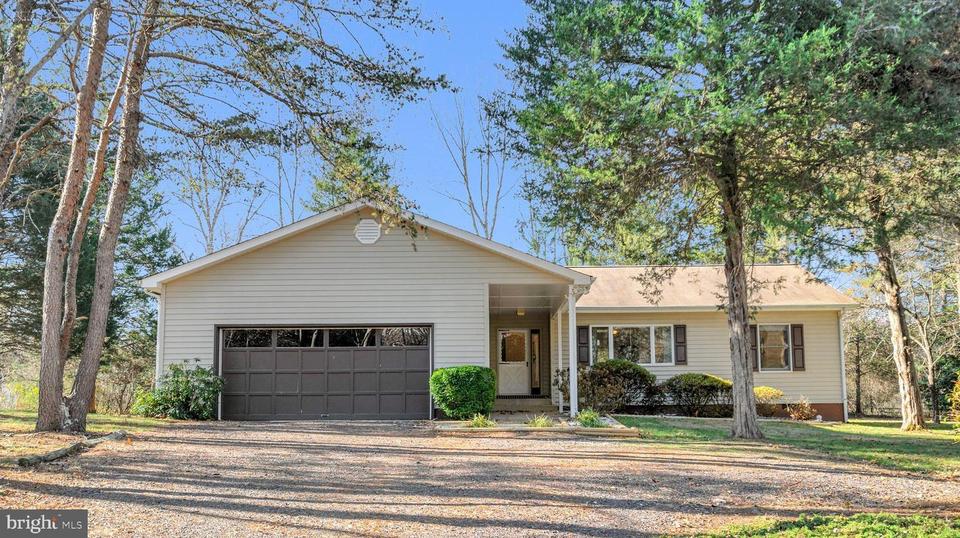 112 Queenwood Ct, Locust Grove, VA 22508 30 Photos MLS VAOR2001252