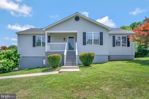 9315 Stonegate Ln, Rhoadesville, VA 22542