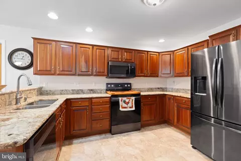 26345 Mountain View Dr, Rhoadesville, VA 22542 photo 11