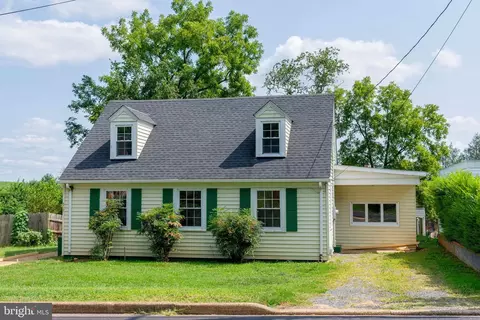 312 Jefferson St, Orange, VA 22960 photo 3