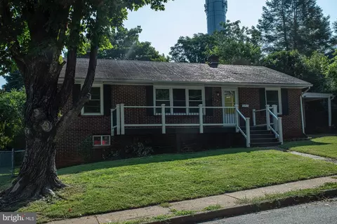 147 S Almond St, Orange, VA 22960