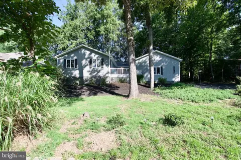 703 Gold Valley Rd, Locust Grove, VA 22508