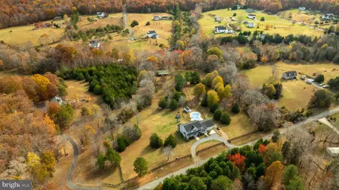 View/Area - 6483 Fieldstone Ln, Rhoadesville, VA 22542 photo 9 of 13