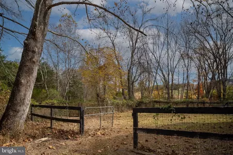 Exterior - 6483 Fieldstone Ln, Rhoadesville, VA 22542 photo 20 of 30