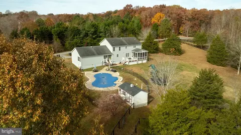 View/Area - 6483 Fieldstone Ln, Rhoadesville, VA 22542 photo 3 of 13