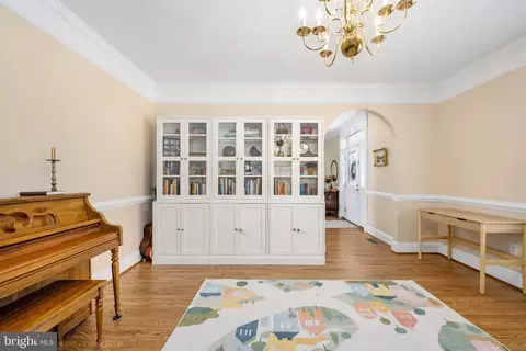 Entry Way - 6483 Fieldstone Ln, Rhoadesville, VA 22542 photo 4 of 14