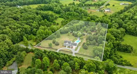 6483 Fieldstone Ln, Rhoadesville, VA 22542