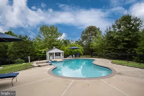 Exterior - 6483 Fieldstone Ln, Rhoadesville, VA 22542 photo 17 of 30