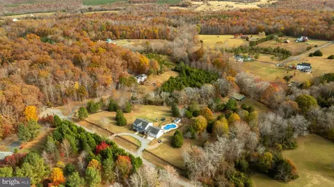 View/Area - 6483 Fieldstone Ln, Rhoadesville, VA 22542 photo 12 of 13