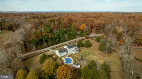 View/Area - 6483 Fieldstone Ln, Rhoadesville, VA 22542 photo 6 of 13
