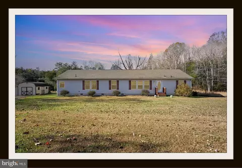 11370 Woodland Dr, Unionville, VA 22567