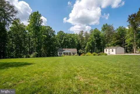 Exterior - 4496 Rolling Hills Dr, Culpeper, VA 22701 photo 4 of 5