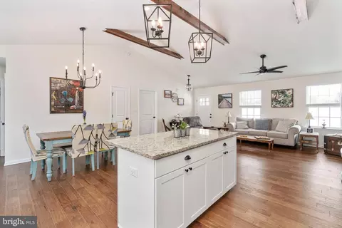 Entry Way - 4496 Rolling Hills Dr, Culpeper, VA 22701 photo 5 of 12