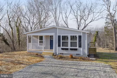 328 East St, Gordonsville, VA 22942