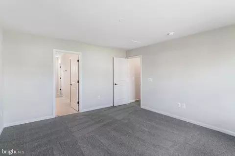 Entry Way - 523 Aster Ln, Orange, VA 22960 photo 6 of 11
