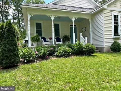 Exterior - 29288 Old Office Rd, Rhoadesville, VA 22542 photo 6 of 14