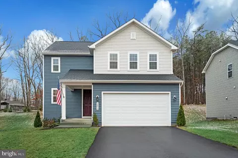 2892 White Tail Dr, Locust Grove, VA 22508