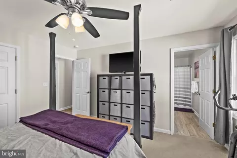 Bedroom - 8343 Wilderness Woods Ln, Rhoadesville, VA 22542 photo 3 of 4