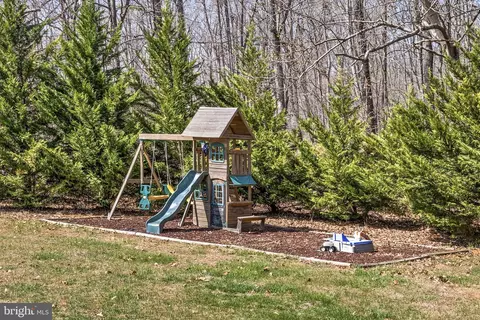 Exterior - 8343 Wilderness Woods Ln, Rhoadesville, VA 22542 photo 7 of 12